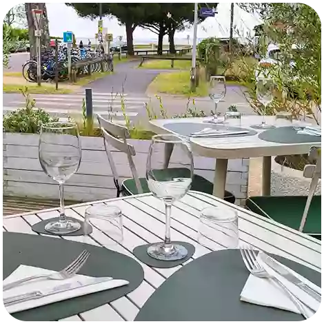 Le restaurant - Le Port D'Attache - Restaurant Lège-Cap-Ferret - Restaurant poisson Lège-Cap-Ferret
