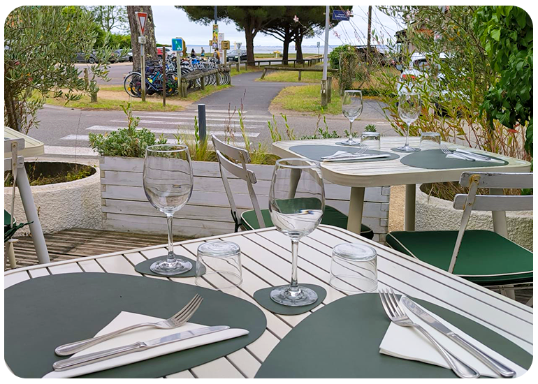 Le Port D'Attache - Restaurant Lège-Cap-Ferret - restaurant a faire LEGE-CAP-FERRET